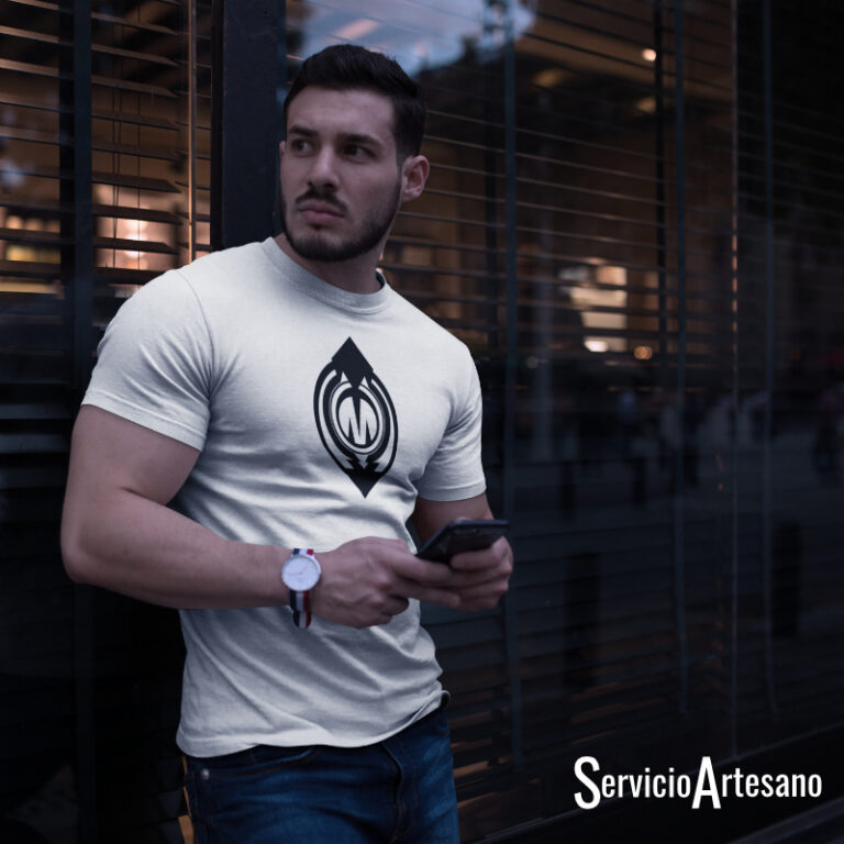 Camiseta Blanca con Insignia «Ojo del Guardián» Hombre