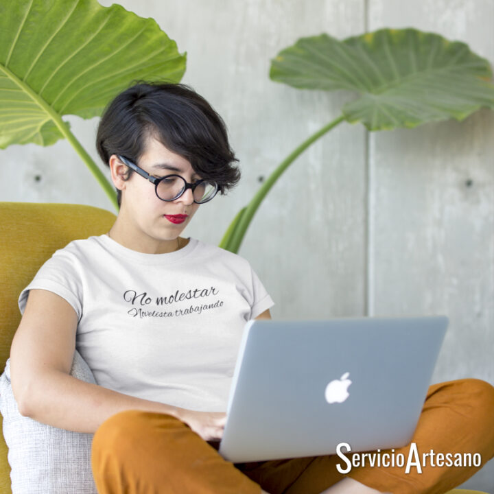 Camiseta Blanca "no molestar" mujer